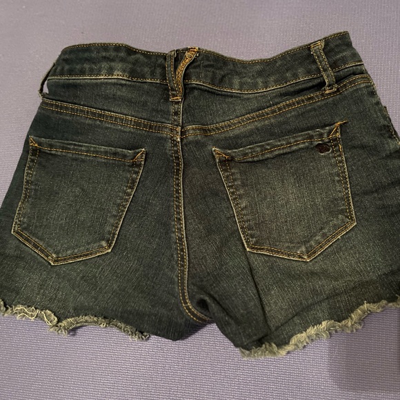 Jessica Simpson “forever rolled short” - Picture 5 of 6